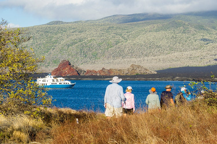 Natural Paradise Galapagos Yachts