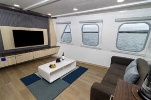 Main Deck Jr. Suite
