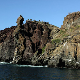 Buccaneer Cove dinghy ride - Santiago Island